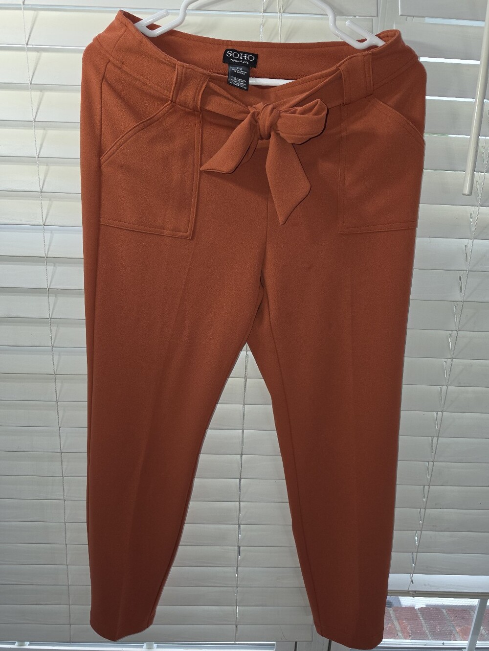 #2634, Signed Soho apparel ltd. petite medium rust orange tie-waist ankle pants